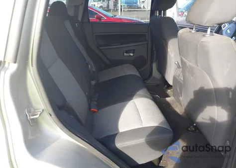 2009 Jeep Grand Cherokee Laredo из США, поврежденный, VIN 1J8GR48K99C533518